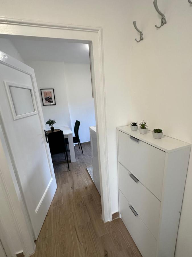 Boho Apartment Ниш Экстерьер фото